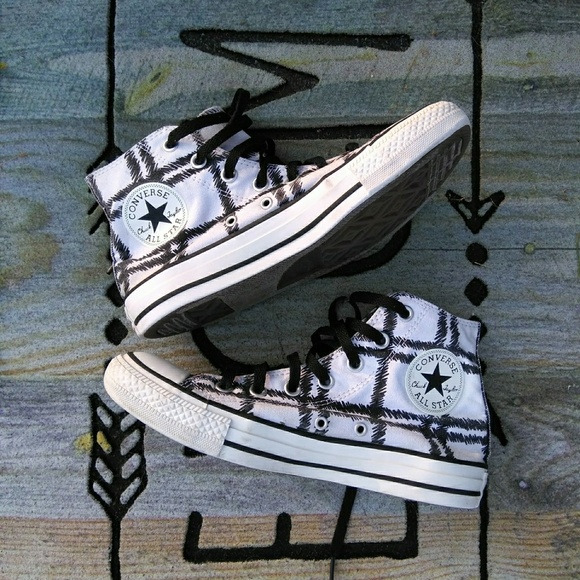 Converse Shoes - Converse high tops
